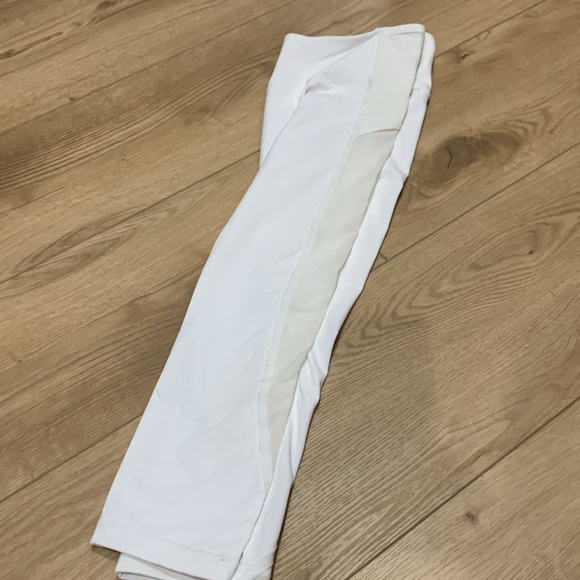 Lululemon rare pattern capri leggings - Picture 5 of 10